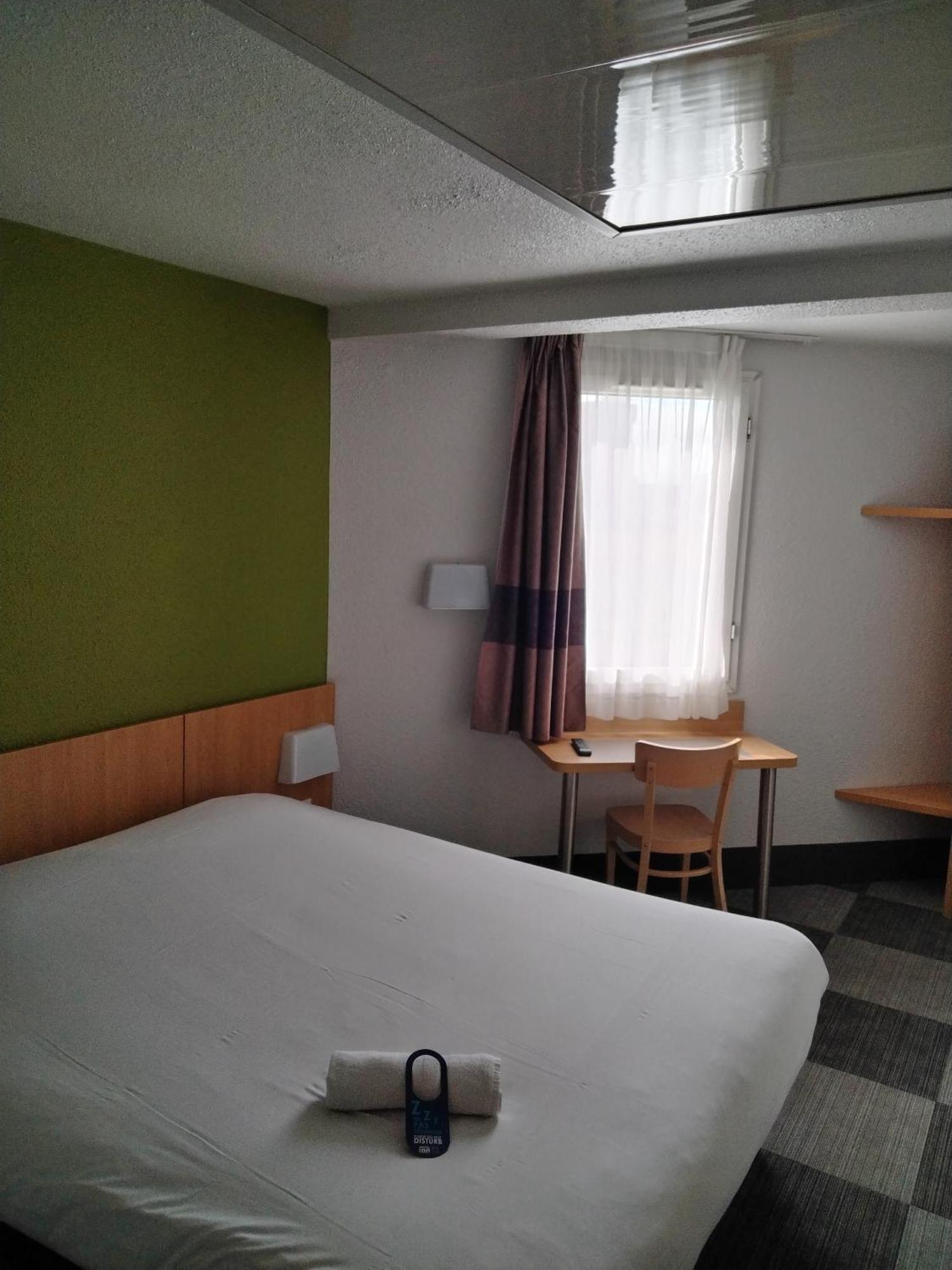 Hotel Inn Design モンリュソン エクステリア 写真