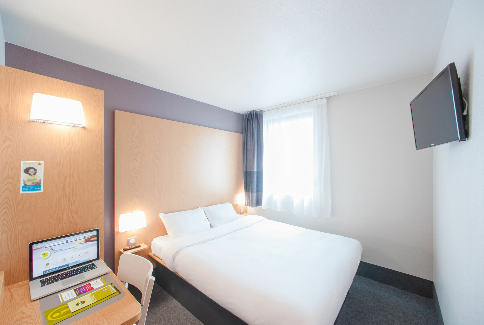 Hotel Inn Design モンリュソン エクステリア 写真